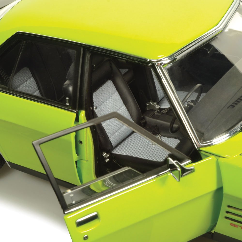 Classic Carlectables Holden HQ Monaro GTS Sedan Barbados Green with Black Stripes (350ci Engine), 1:18 Scale Diecast Model Car