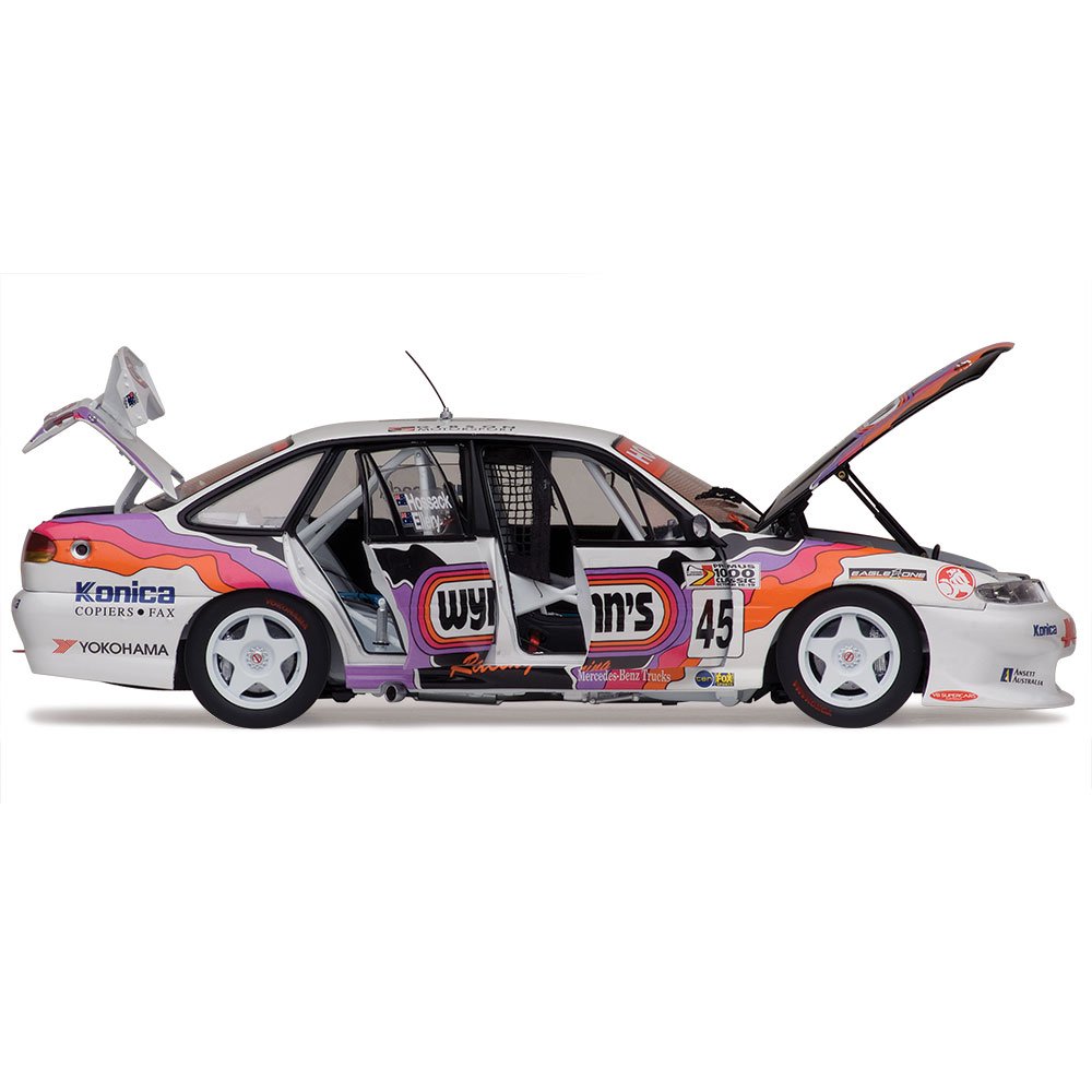 Classic Carlectables Holden VS Commodore, 1997 Bathurst, 1:18 Scale Diecast Model Car