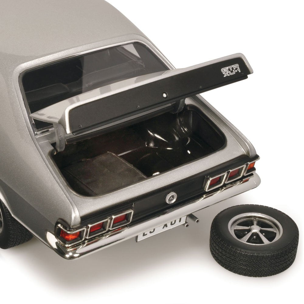 Classic Carlectables Holden LJ Torana GTR XU-1 Baroda Silver, 1:18 Scale Diecast Model Car