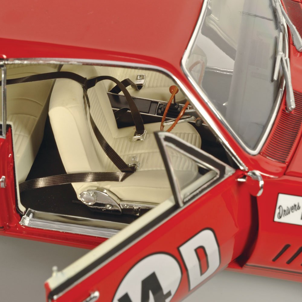Classic Carlectables Holden HK Monaro GTS 327 1968 Bathurst Controversy #14D, 1:18 Scale Diecast Model Car