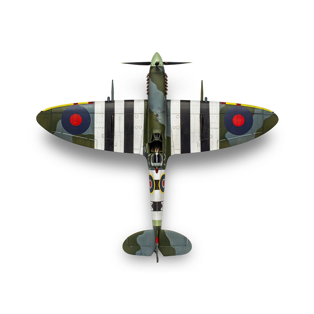 AIRFIX SUPERMARINE SPITFIRE MK.IXC - FLYING DRAY, 1:24 Scale Model Kit