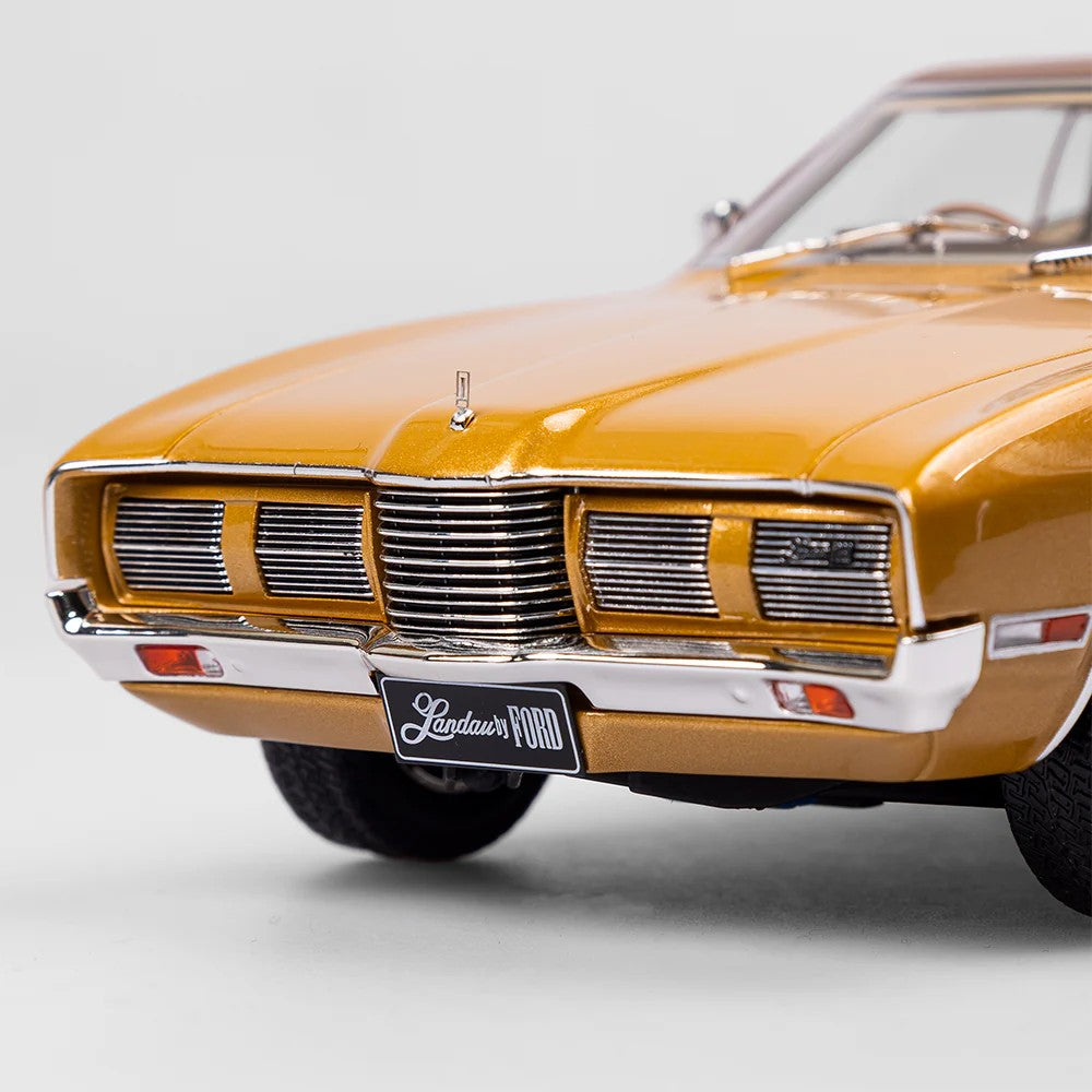 Authentic Collectables, Ford P4 Landau - Tropic Gold, 1:18 Scale Diecast Car