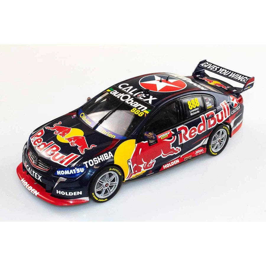 Biante HOLDEN VF COMMODORE V8 - RED BULL RACING AUSTRALIA - LOWNDES/RICHARDS #888 - 2016 BATHURST 1000 WINNER - 1:43 Scale Diecast Model Car