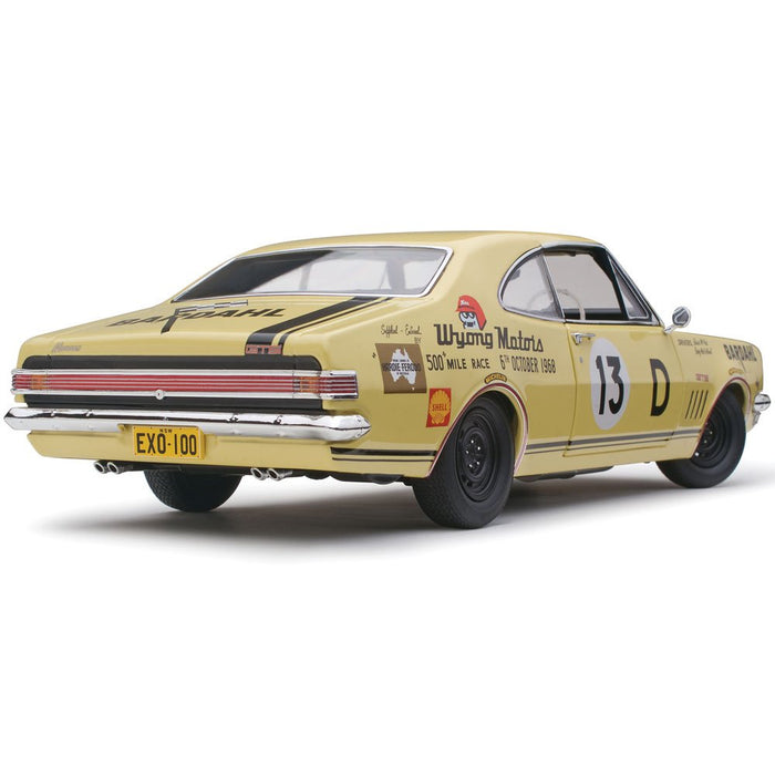 Classic Carlectables Holden HK Monaro GTS 327 1968 Bathurst Winner, 1:18 Scale Diecast Model Car