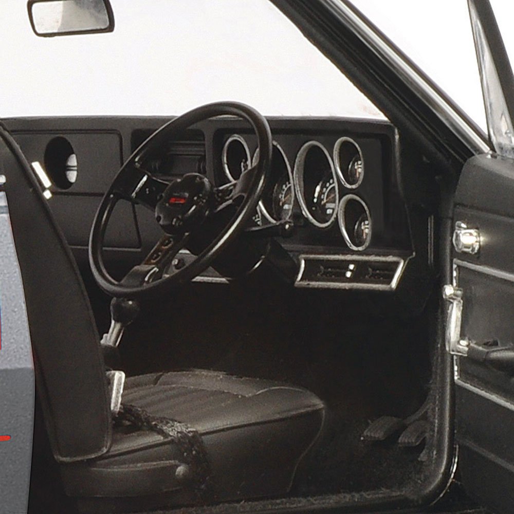 Classic Carlectables Holden LJ Torana GTR XU-1 1972 South Pacific Touring Series, 1:18 Scale Diecast Model Car