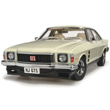 Classic Carlectables Holden HJ Monaro GTS Sedan Chamois, 1:18 Scale Diecast Model Car