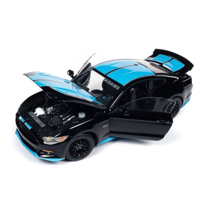 AUTOWORLD 2016 FORD MUSTANG GT, Petty's Garage, 1:18 Scale Diecast