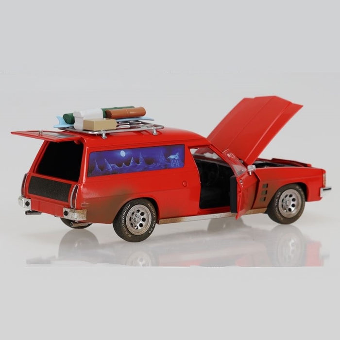 Dirty Version: Max's 1975 Holden HJ Sandman Panelvan, 1:24 Scale Diecast Car