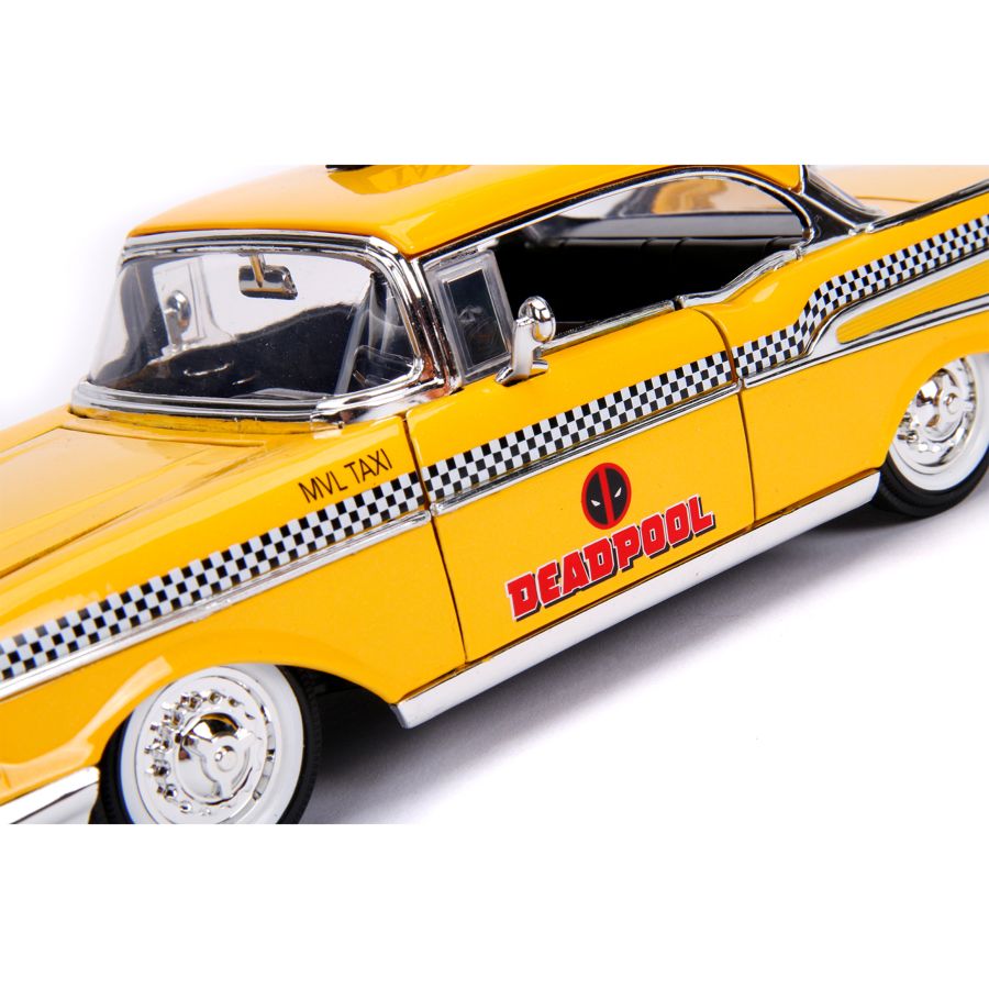 Deadpool (Comics) - 1957 Chevy Bel Air Taxi Hollywood Ride 1:24 Scale Diecast Vehicle with Deadpool