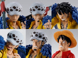 S.H.FIGUARTS One Piece Trafalgar Law -The Raid On Onigashima Figure