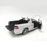 Holden VF Maloo R8 Ute, 1:24 Scale Diecast Car