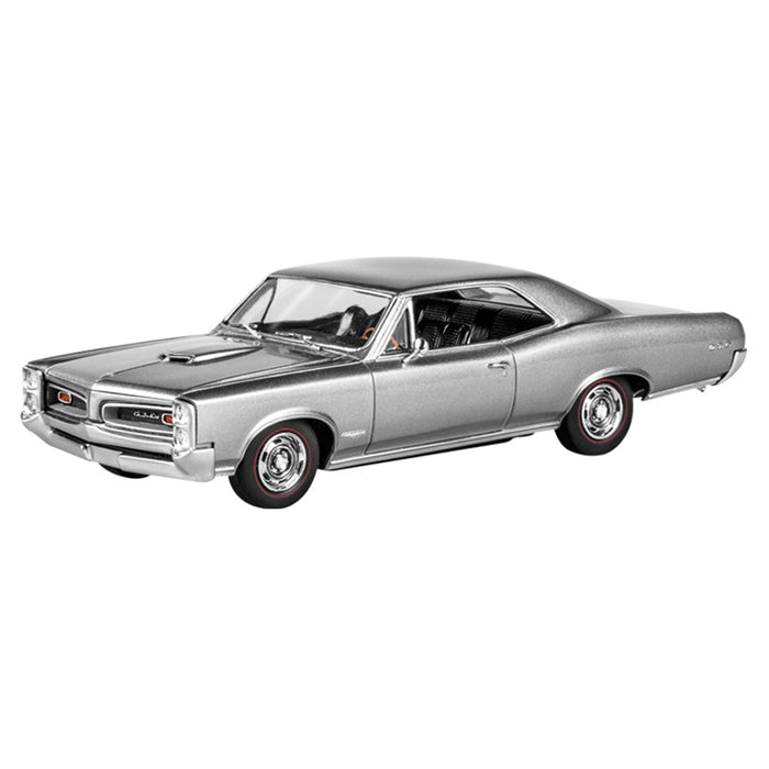 REVELL '66 PONTIAC GTO MODEL KIT